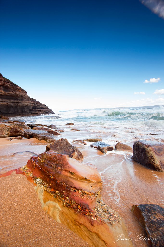 130331-Bouddi-Nat-Park-Rock.jpg